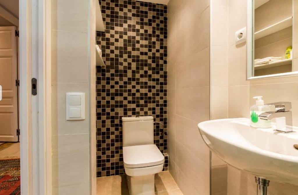 דירות ברצלונה Provenza Flat מראה חיצוני תמונה